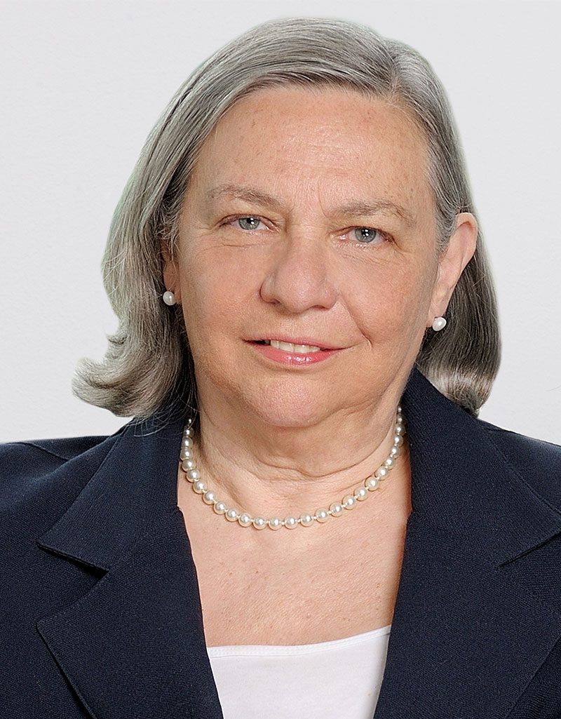 Sylvia Schmelkes